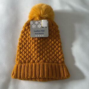 Gold Beanie Womens